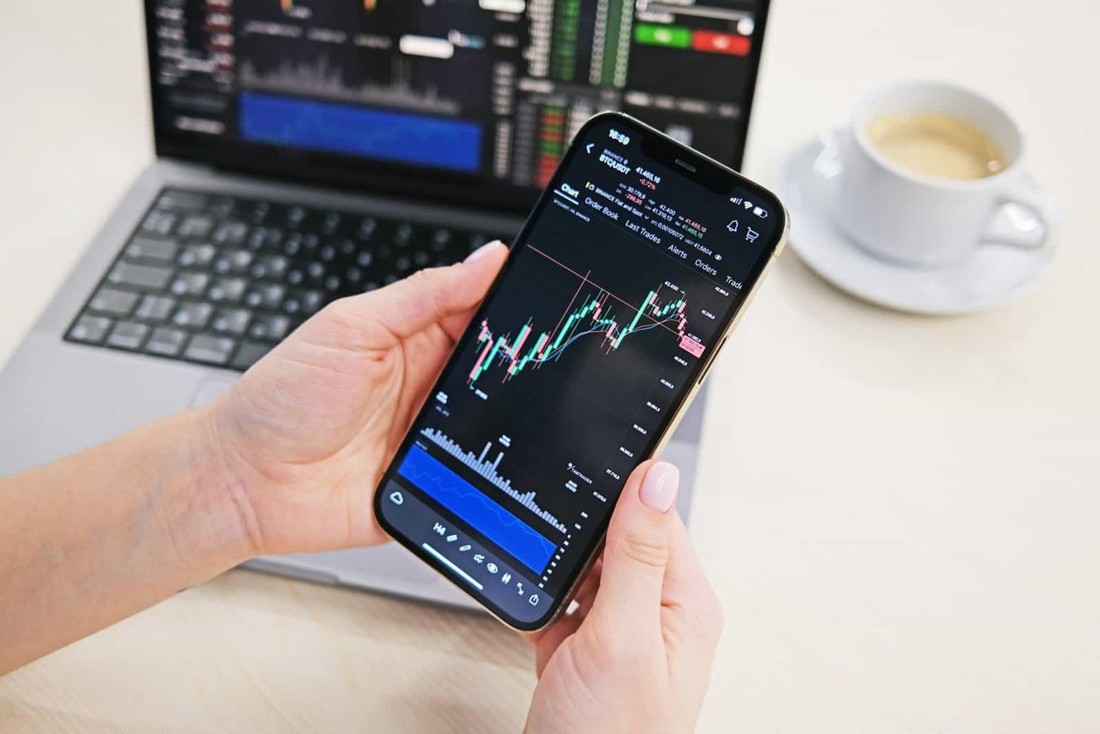 What Are The Top Tips For Investing In DAO Tokens? What Are The Top Tips For Investing In DAO Tokens?