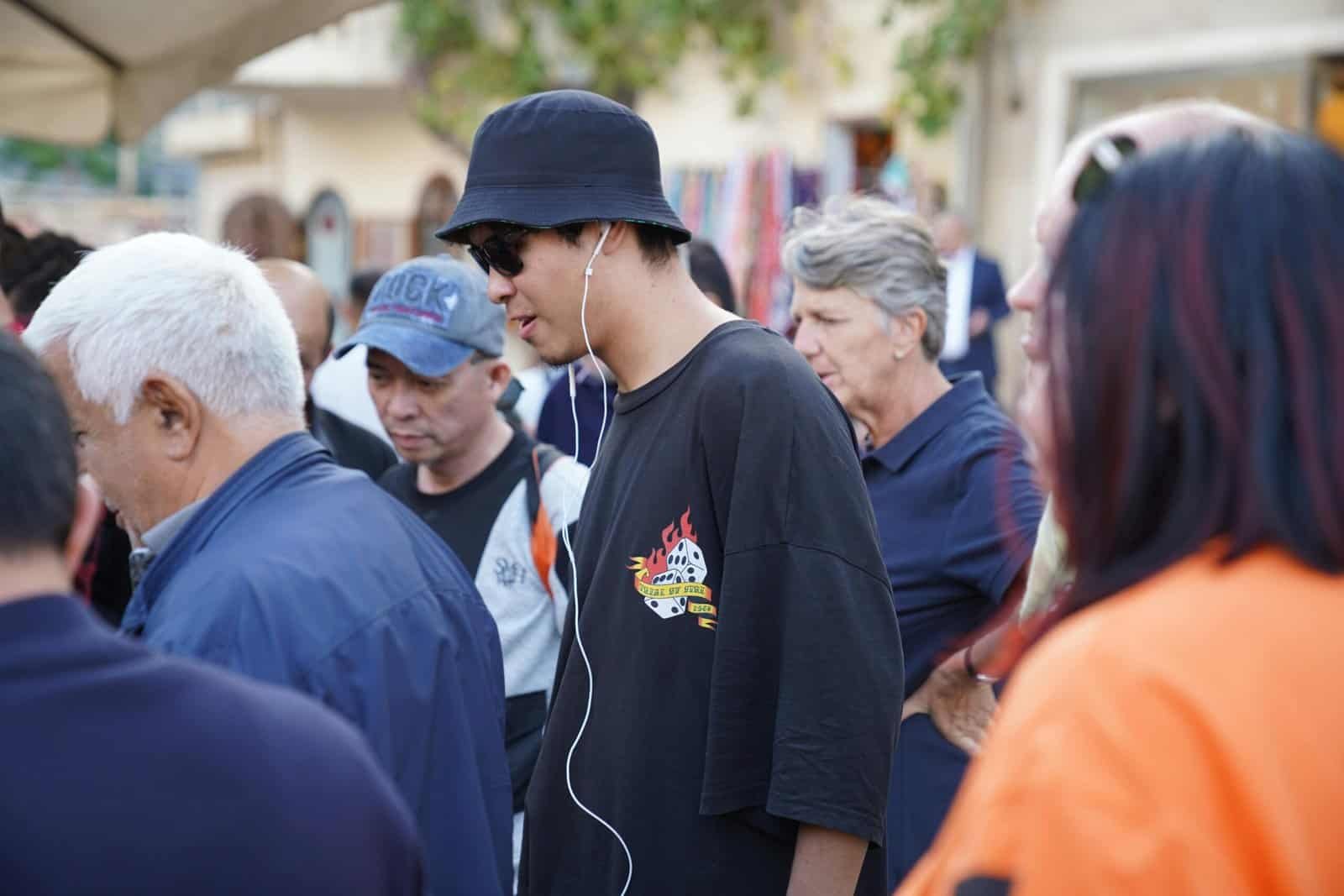 Crypto.com NFT – A User-friendly NFT Marketplace Tied To The Crypto.com Ecosystem With Multi-chain Access. Crypto.com NFT – A User-friendly NFT Marketplace Tied To The Crypto.com Ecosystem With Multi-chain Access.