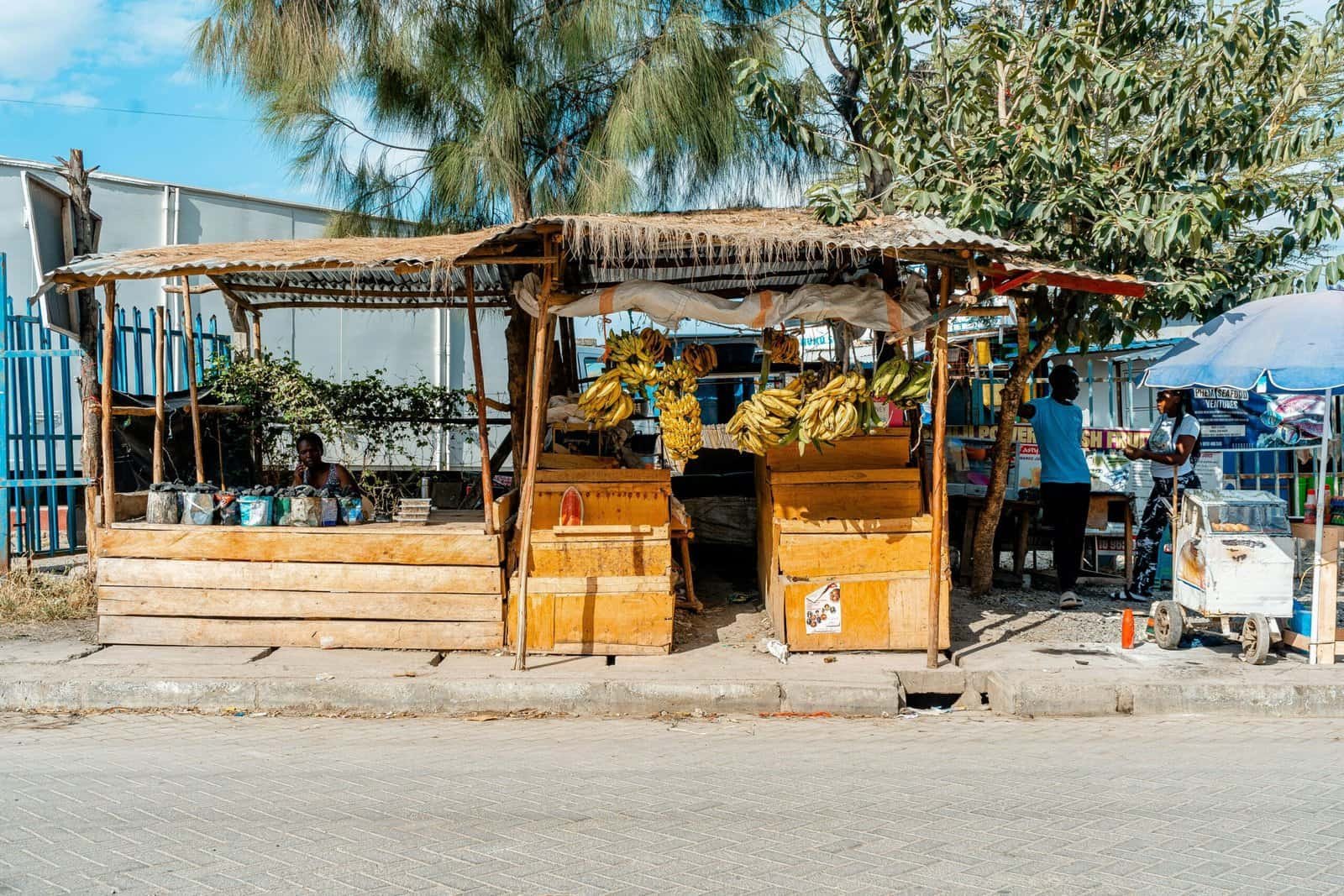 Wen Moon Market – A Multi-chain NFT Platform Supporting Minting And Trading Across Chains.